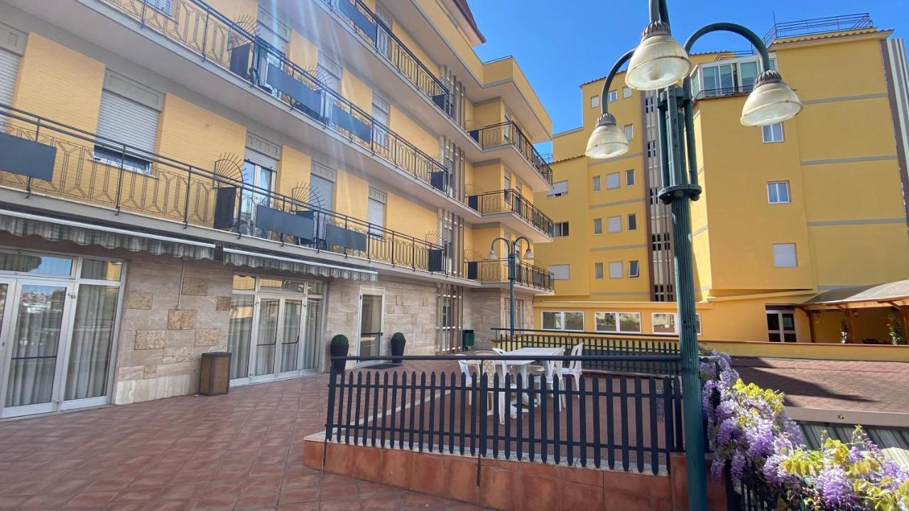 Hotel Casa Tra Noi Rom Exteriör bild