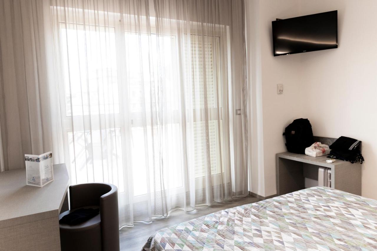 Hotel Casa Tra Noi Rom Exteriör bild