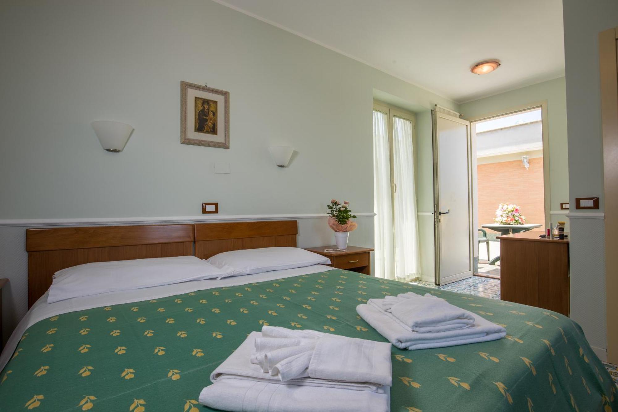 Hotel Casa Tra Noi Rom Exteriör bild