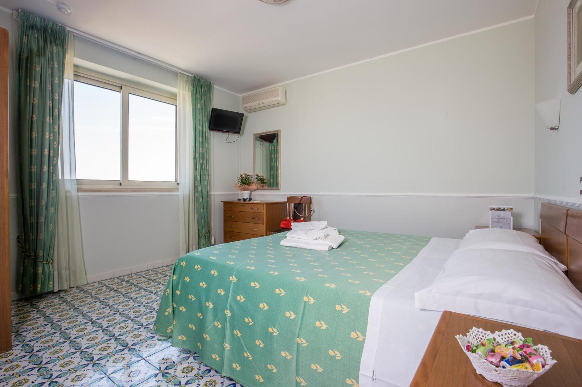 Hotel Casa Tra Noi Rom Exteriör bild
