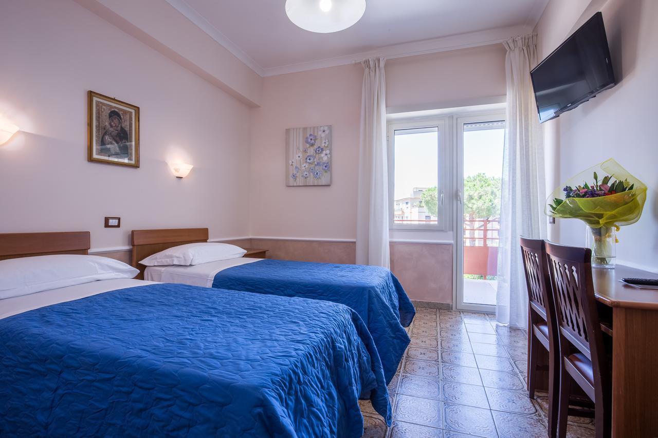 Hotel Casa Tra Noi Rom Exteriör bild